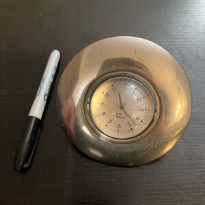 Philippi Desk Clock - spinning with picture backside